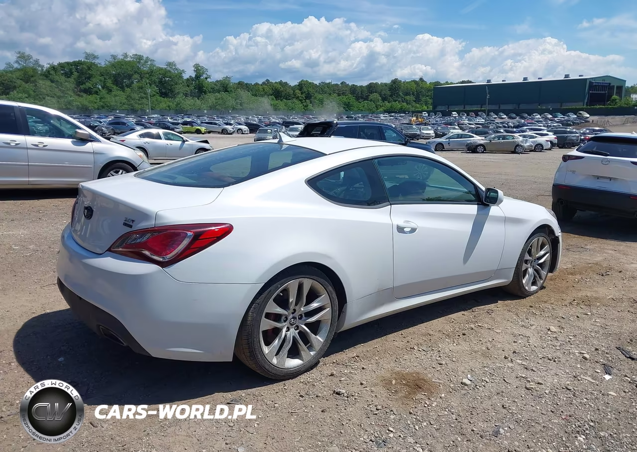 2013 Hyundai Genesis 2.0T R-Spec VIN:KMHHT6KD8DU112178 - 4