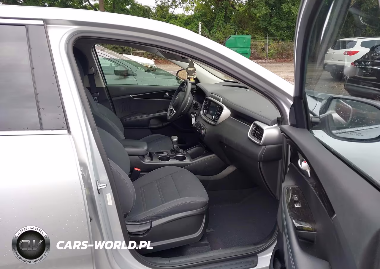 2019 Kia Sorento 2.4L Lx VIN:5XYPG4A30KG512946 - 5