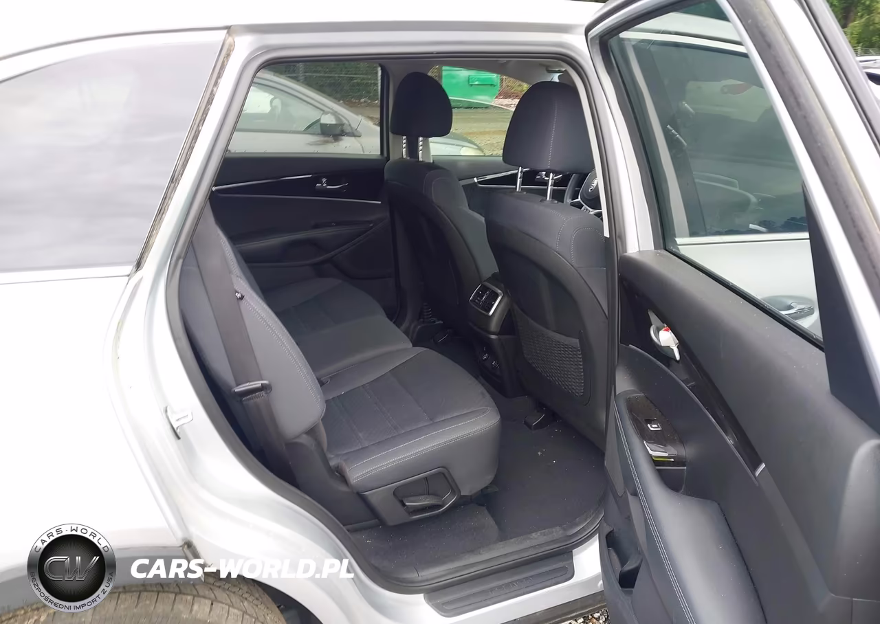 2019 Kia Sorento 2.4L Lx VIN:5XYPG4A30KG512946 - 8