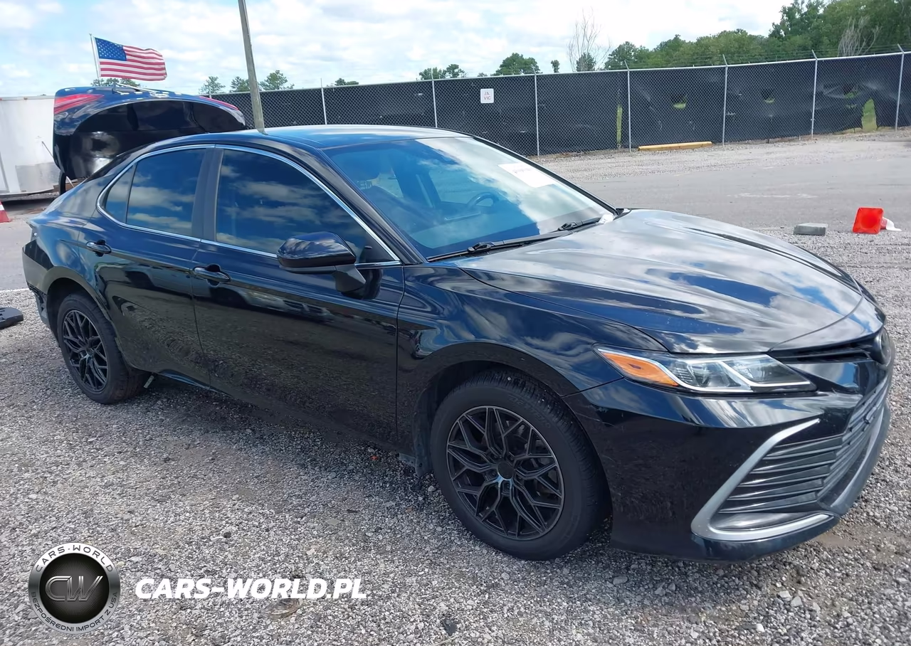 2022 Toyota Camry Le