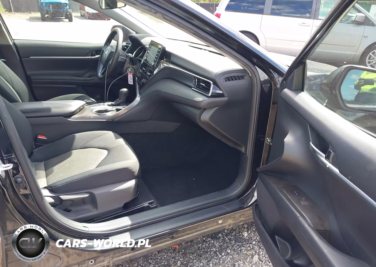 2022 Toyota Camry Le VIN:4T1C11AK4NU667827 - 5