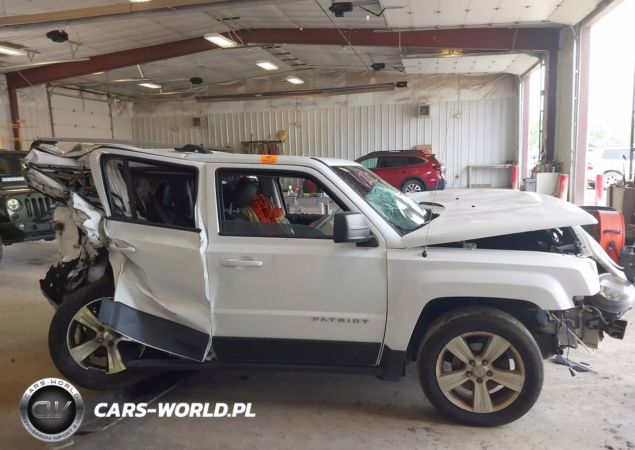 2017 Jeep Patriot High Altitude Fwd VIN:1C4NJPFA2HD158680 - 13