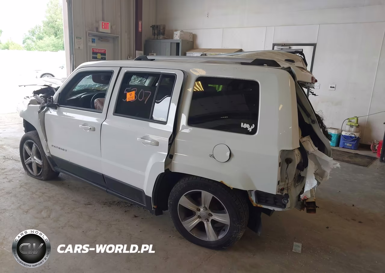 2017 Jeep Patriot High Altitude Fwd VIN:1C4NJPFA2HD158680 - 3