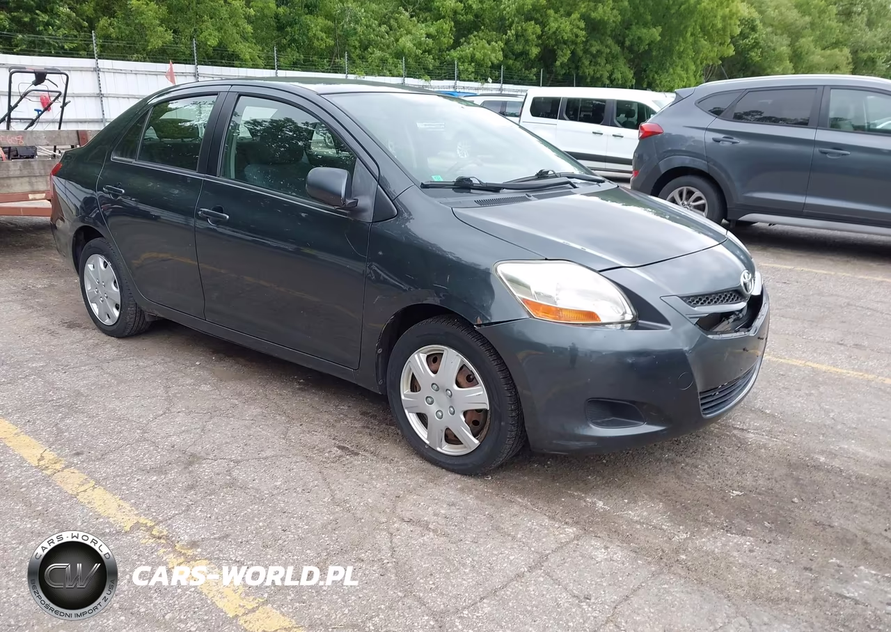 2008 Toyota Yaris – zdjęcie 1 z 11
