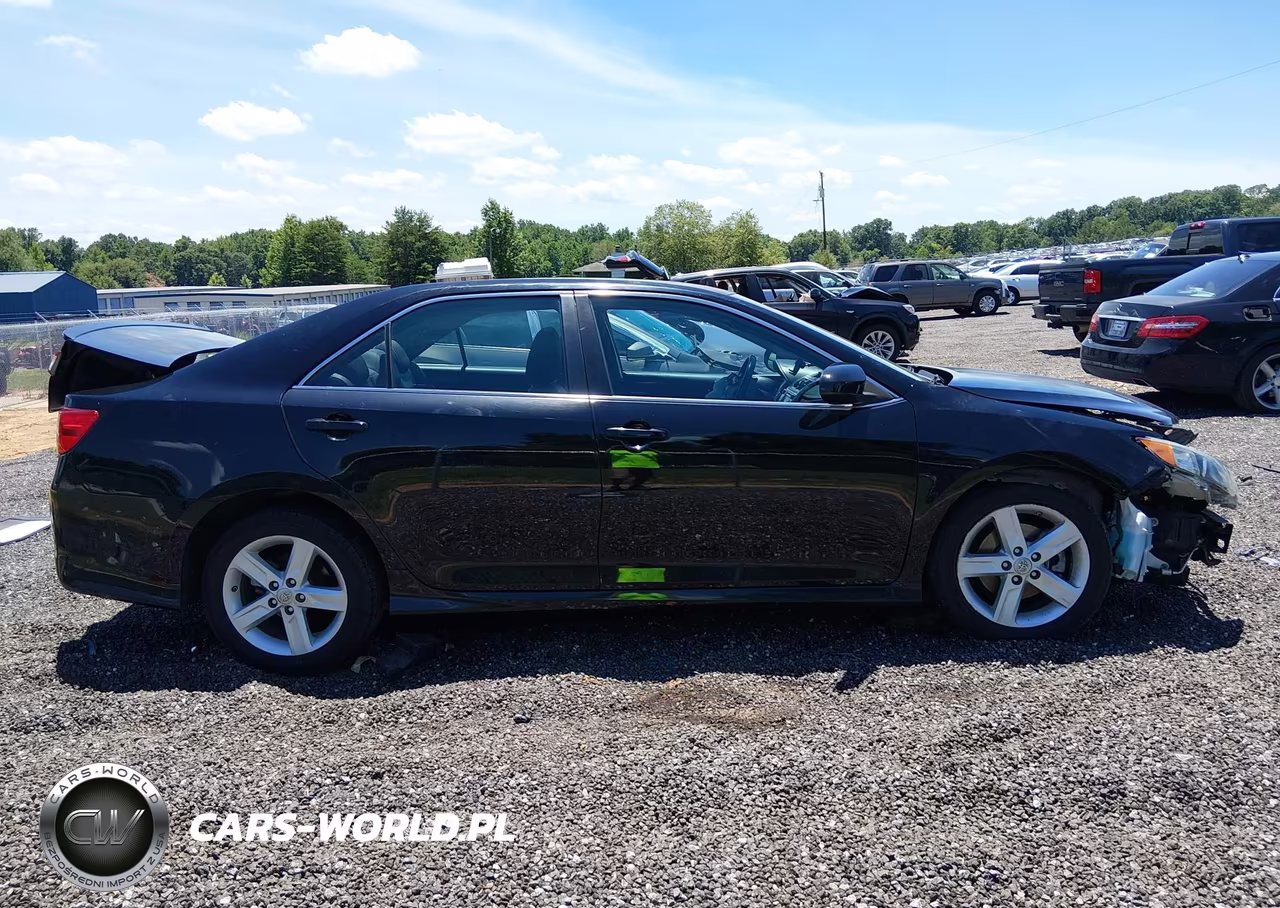 2013 Toyota Camry Se VIN:4T1BF1FK5DU701875 - 14