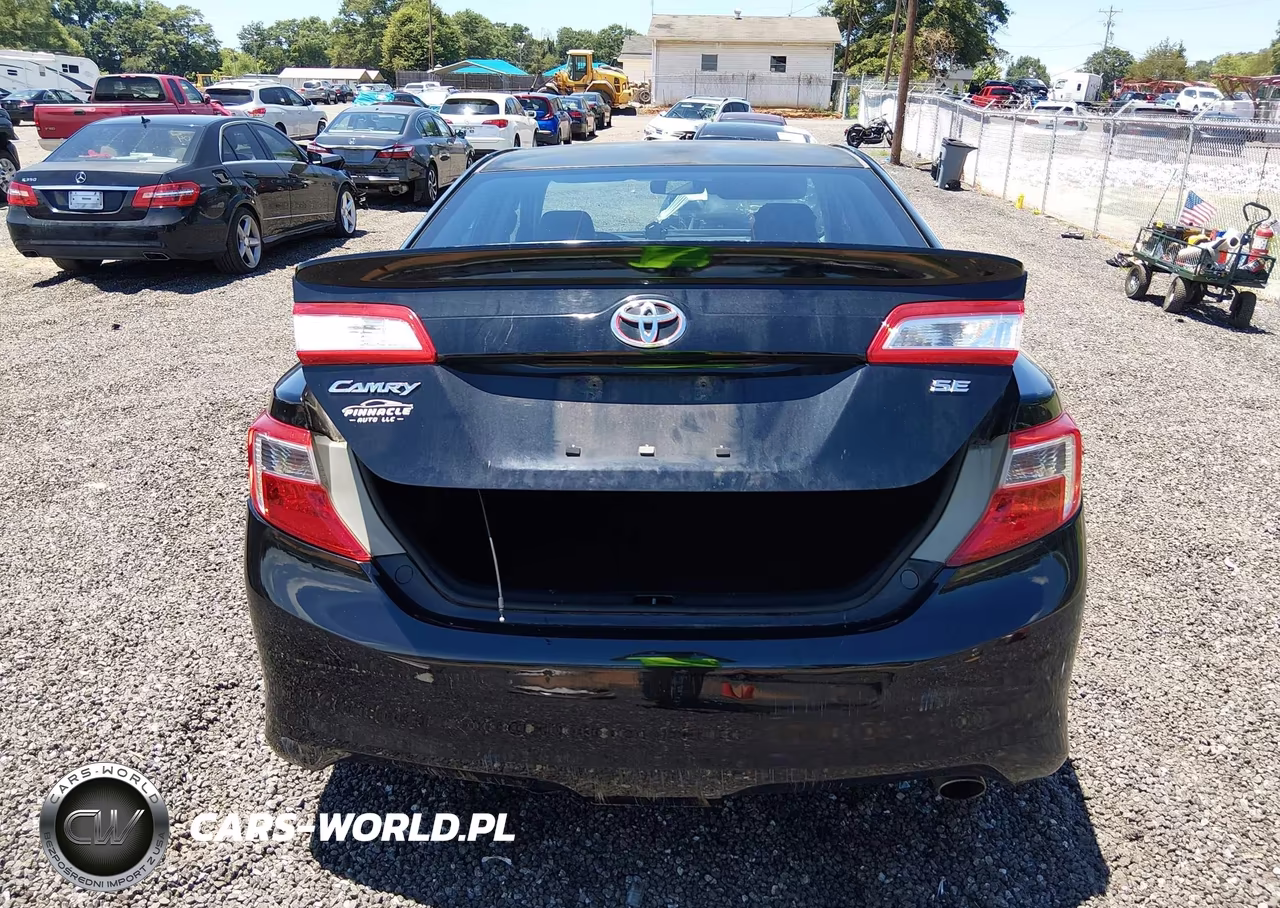 2013 Toyota Camry Se VIN:4T1BF1FK5DU701875 - 17