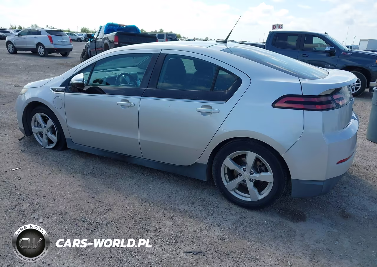 2013 Chevrolet Volt VIN:1G1RE6E44DU111603 - 3