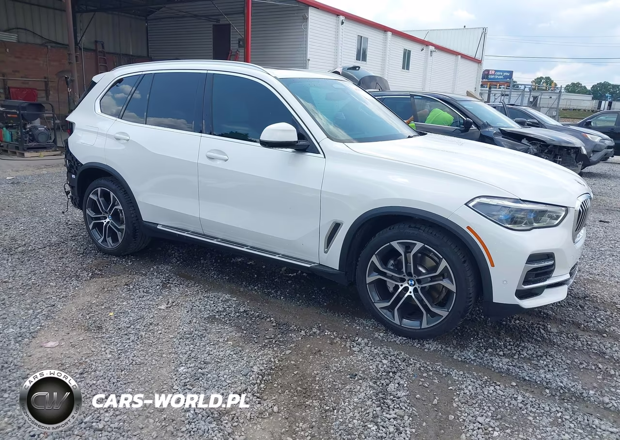 2023 BMW X5 xDrive40I – zdjęcie 1 z 17