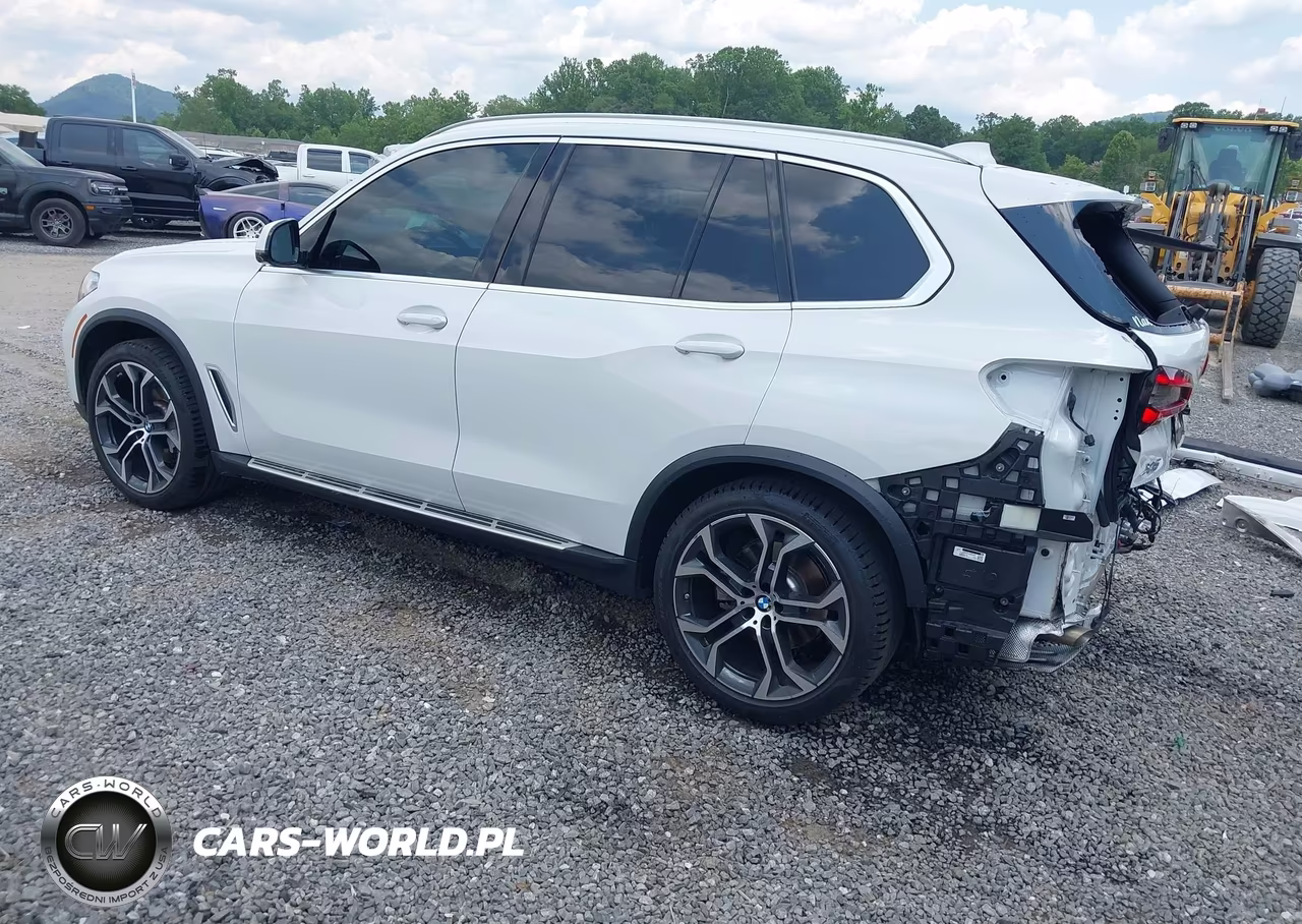 2023 BMW X5 xDrive40I VIN:5UXCR6C01P9R58537 - 3