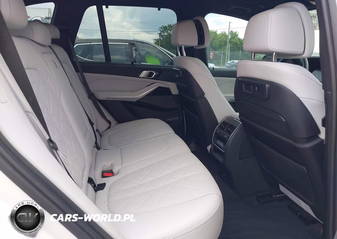 2023 BMW X5 xDrive40I VIN:5UXCR6C01P9R58537 - 8