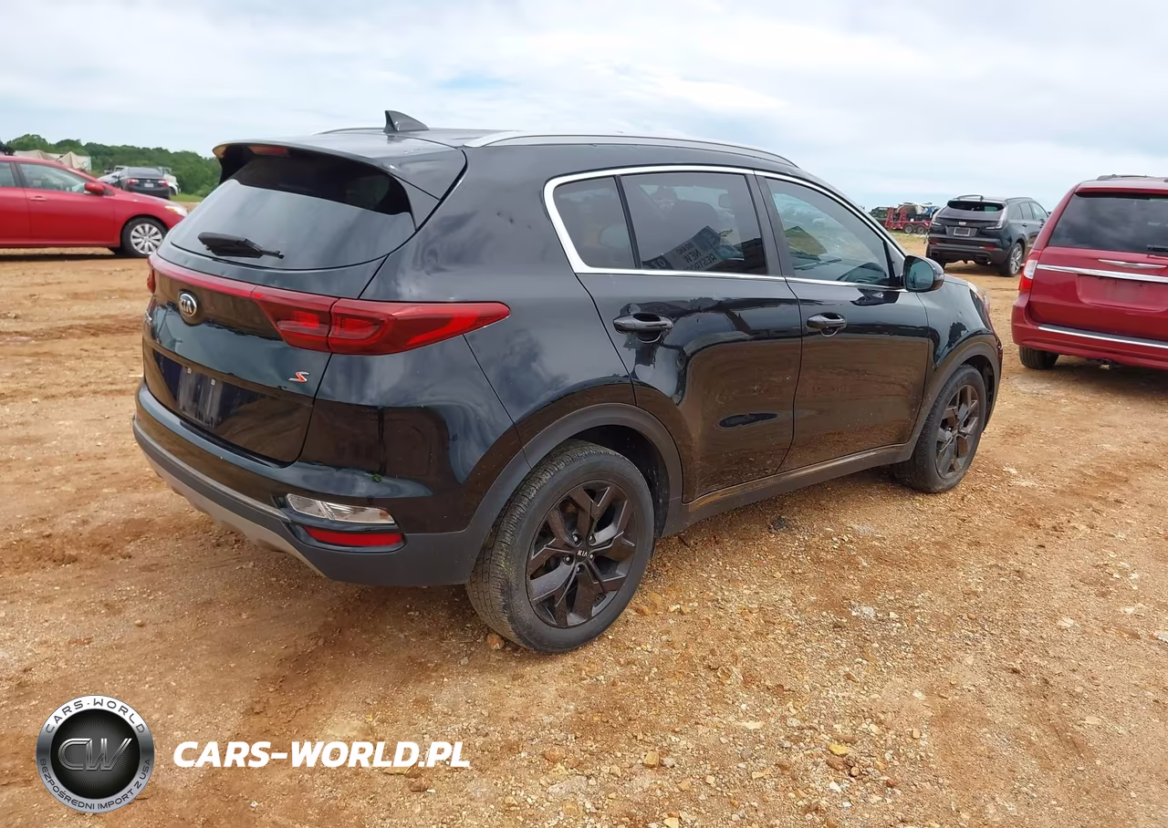 2020 Kia Sportage S VIN:KNDP63AC8L7764634 - 4