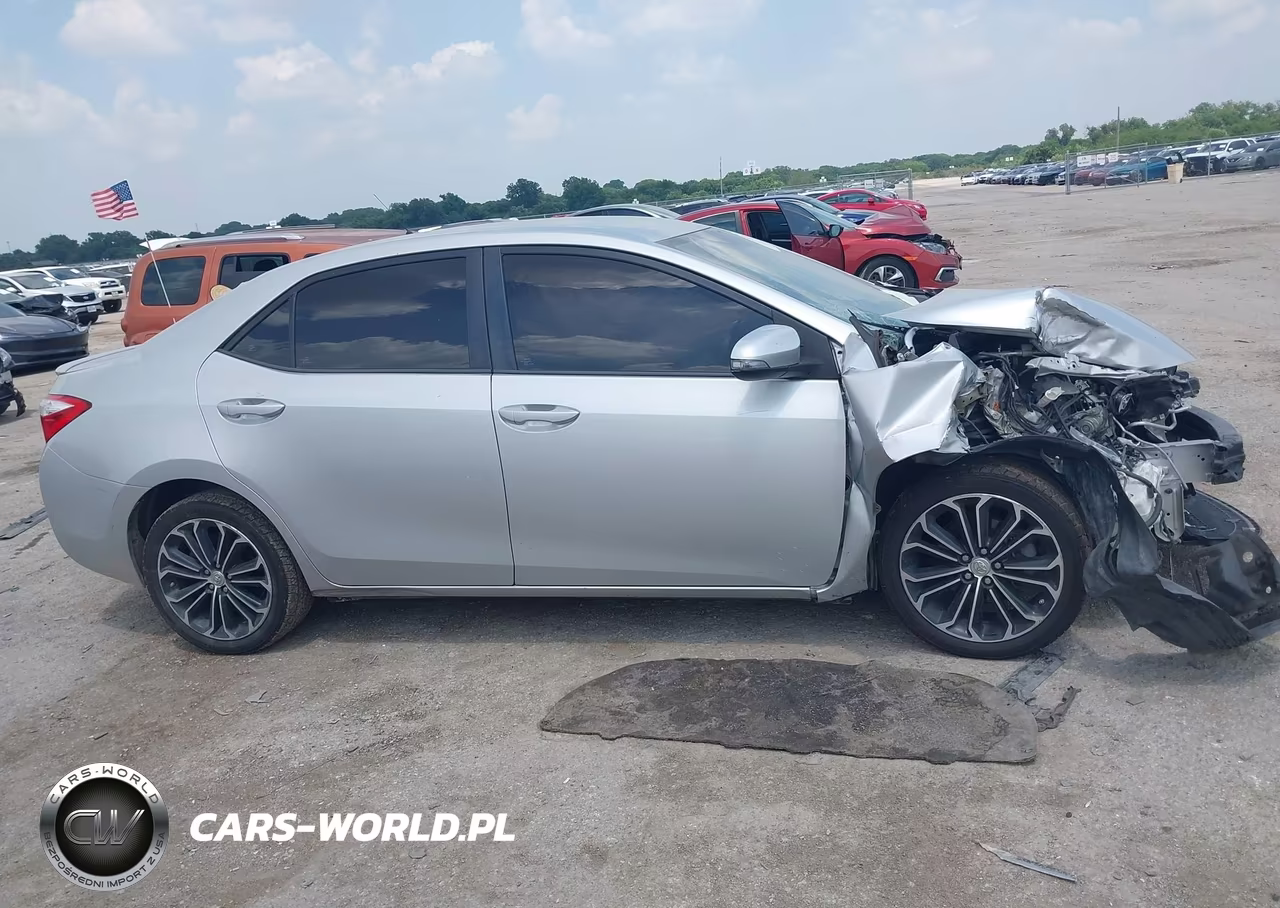 2016 Toyota Corolla S Plus VIN:5YFBURHE7GP371982 - 12