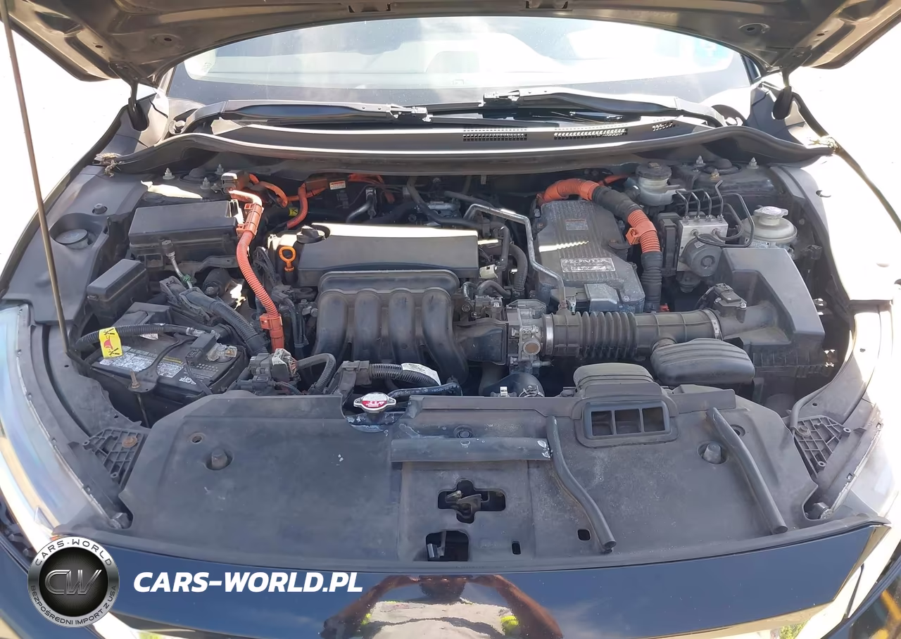 2018 Honda Clarity Plug-In Hybrid Touring VIN:JHMZC5F33JC002482 - 10