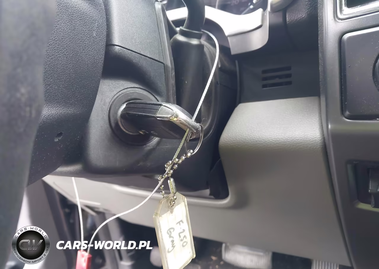 2018 Ford F-250 Xlt VIN:1FT7W2B63JEC45227 - 11