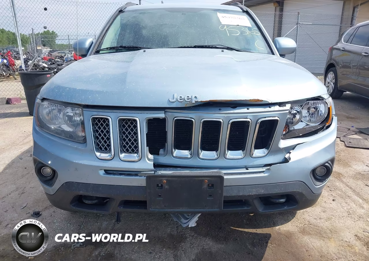 2014 Jeep Compass Latitude VIN:1C4NJDEB3ED555061 - 12