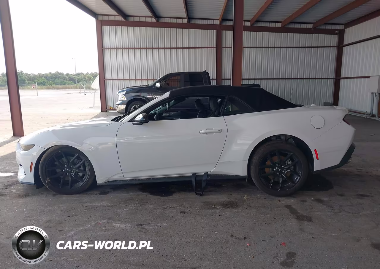 2026 Ford Mustang Ecoboost Premium VIN:1FAGP8UH5T5110225 - 15
