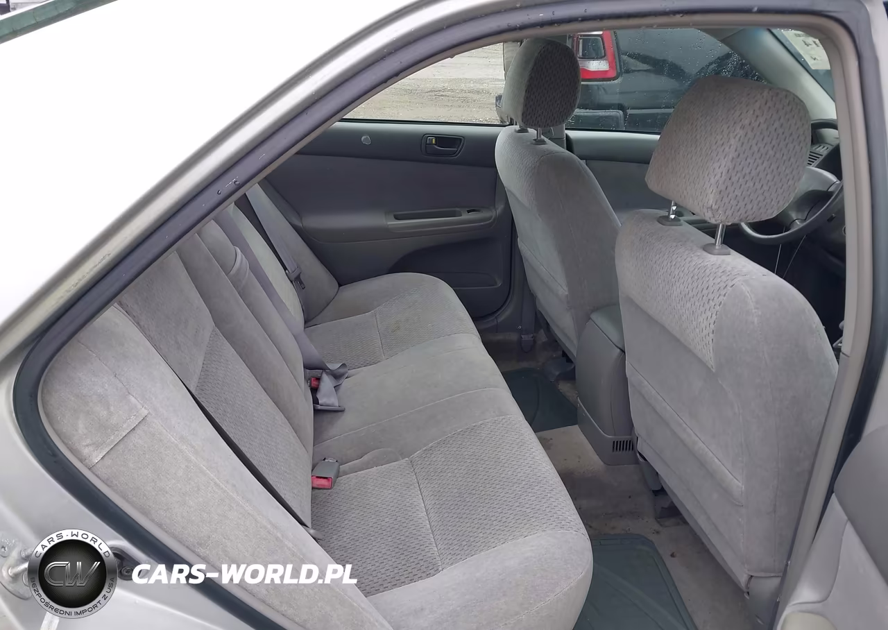 2003 Toyota Camry Le VIN:4T1BE32K43U130754 - 8