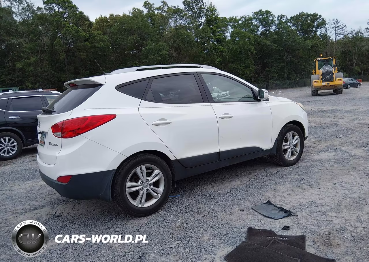 2013 Hyundai Tucson Gls VIN:KM8JU3AC7DU725589 - 4