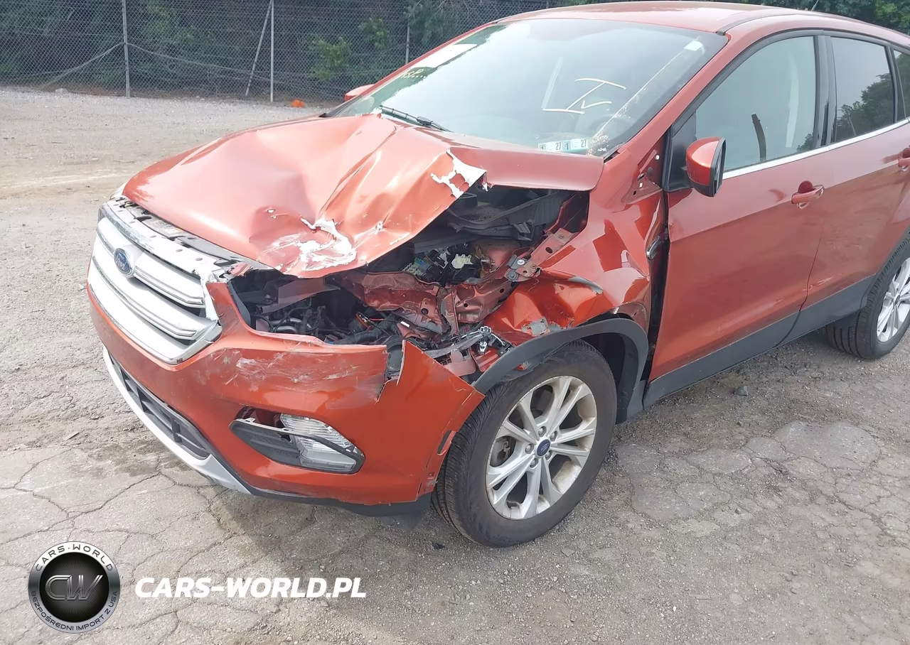 2019 Ford Escape Se VIN:1FMCU9GD0KUA58342 - 6