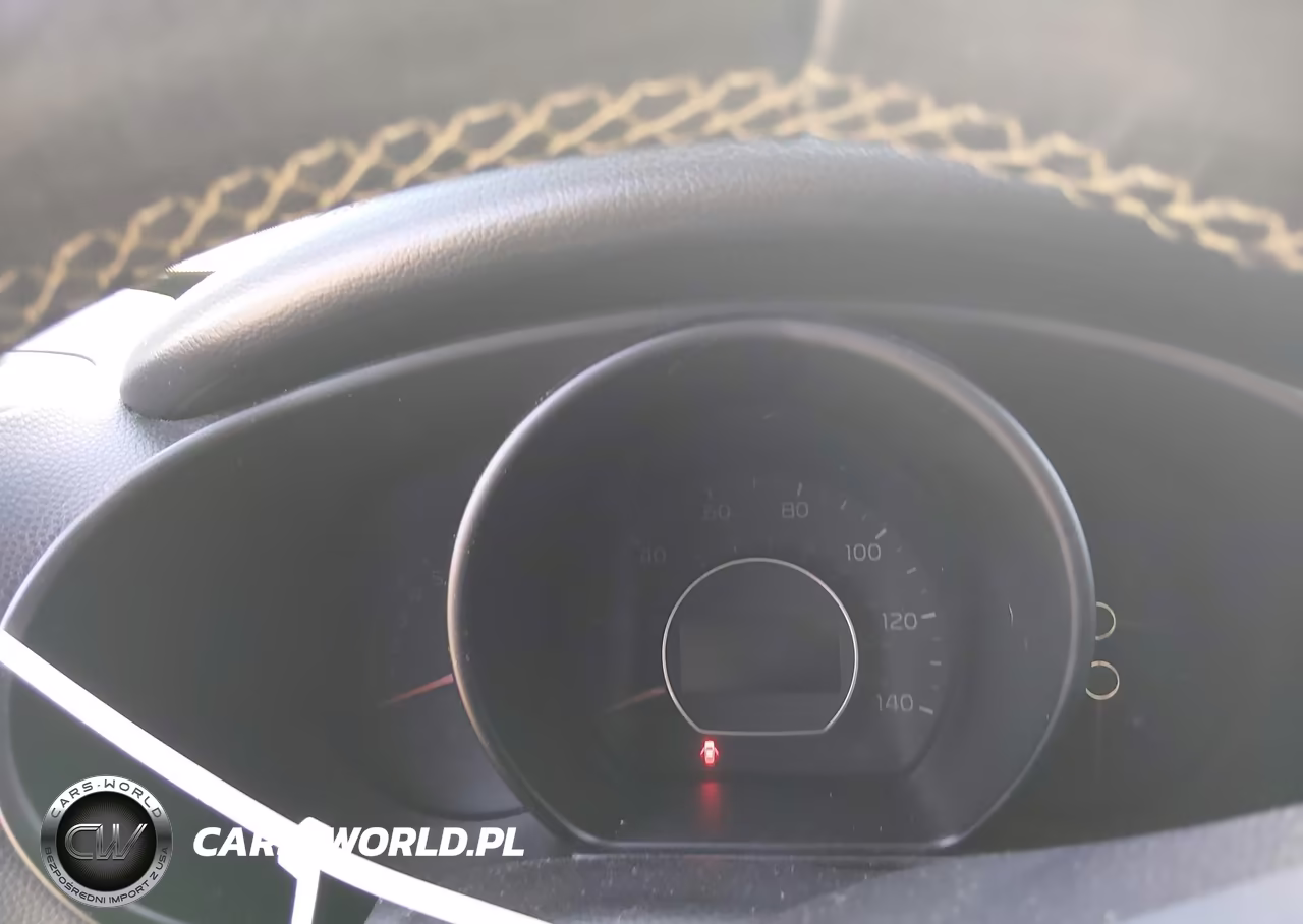 2016 Kia Soul + VIN:KNDJP3A54G7279370 - 7