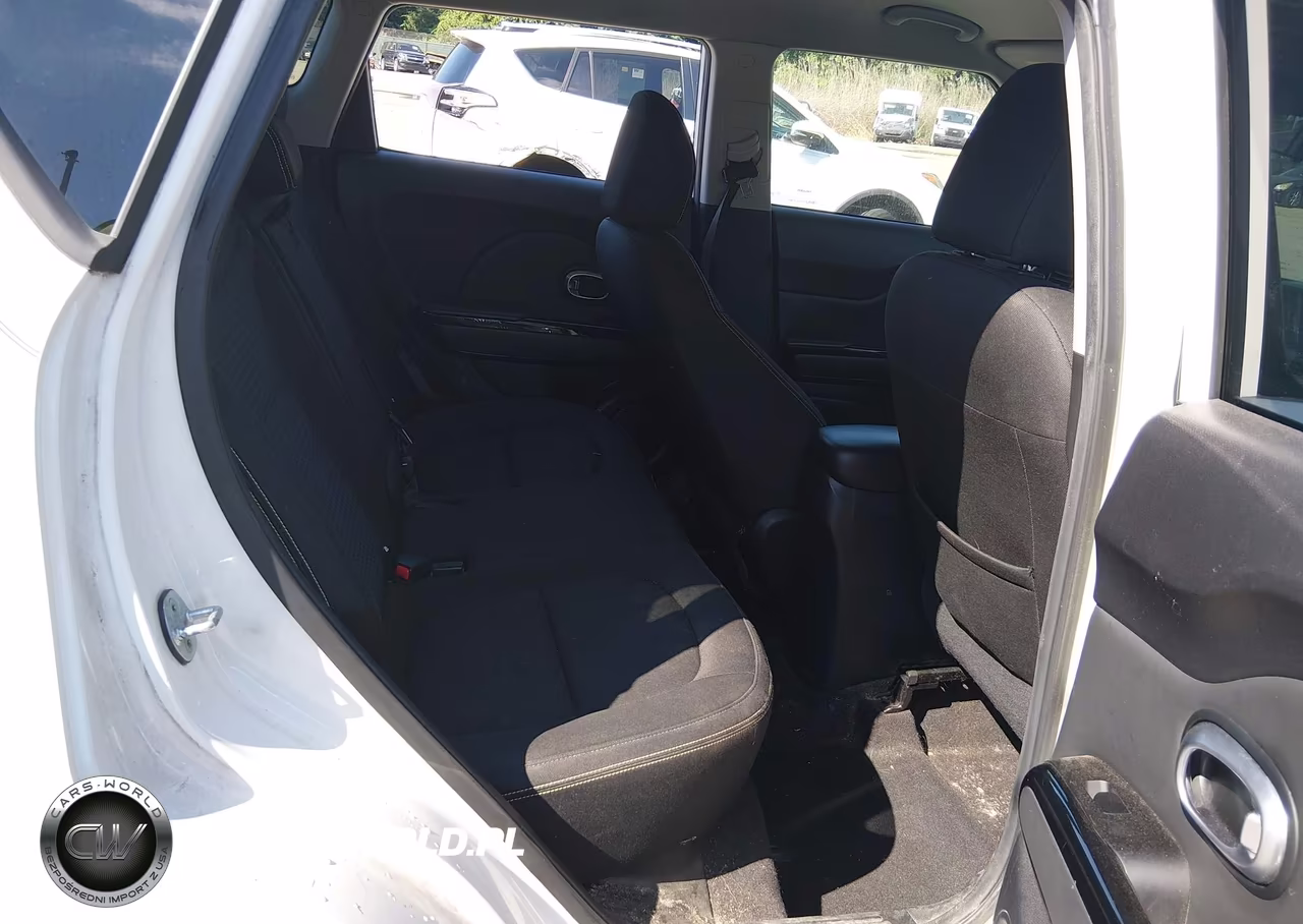 2016 Kia Soul + VIN:KNDJP3A54G7279370 - 8