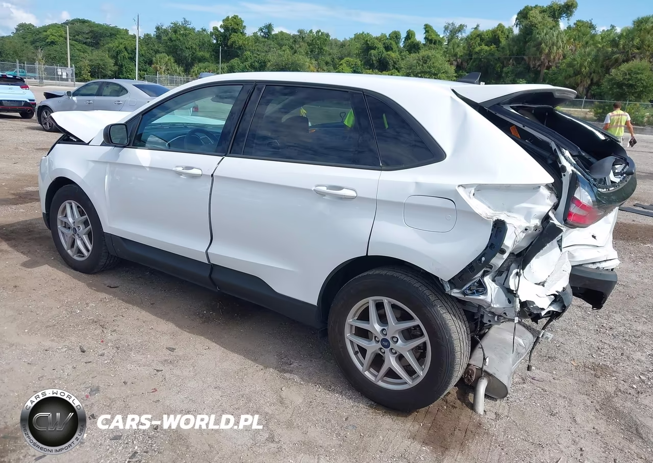 2021 Ford Edge Se VIN:2FMPK3G91MBA40912 - 3