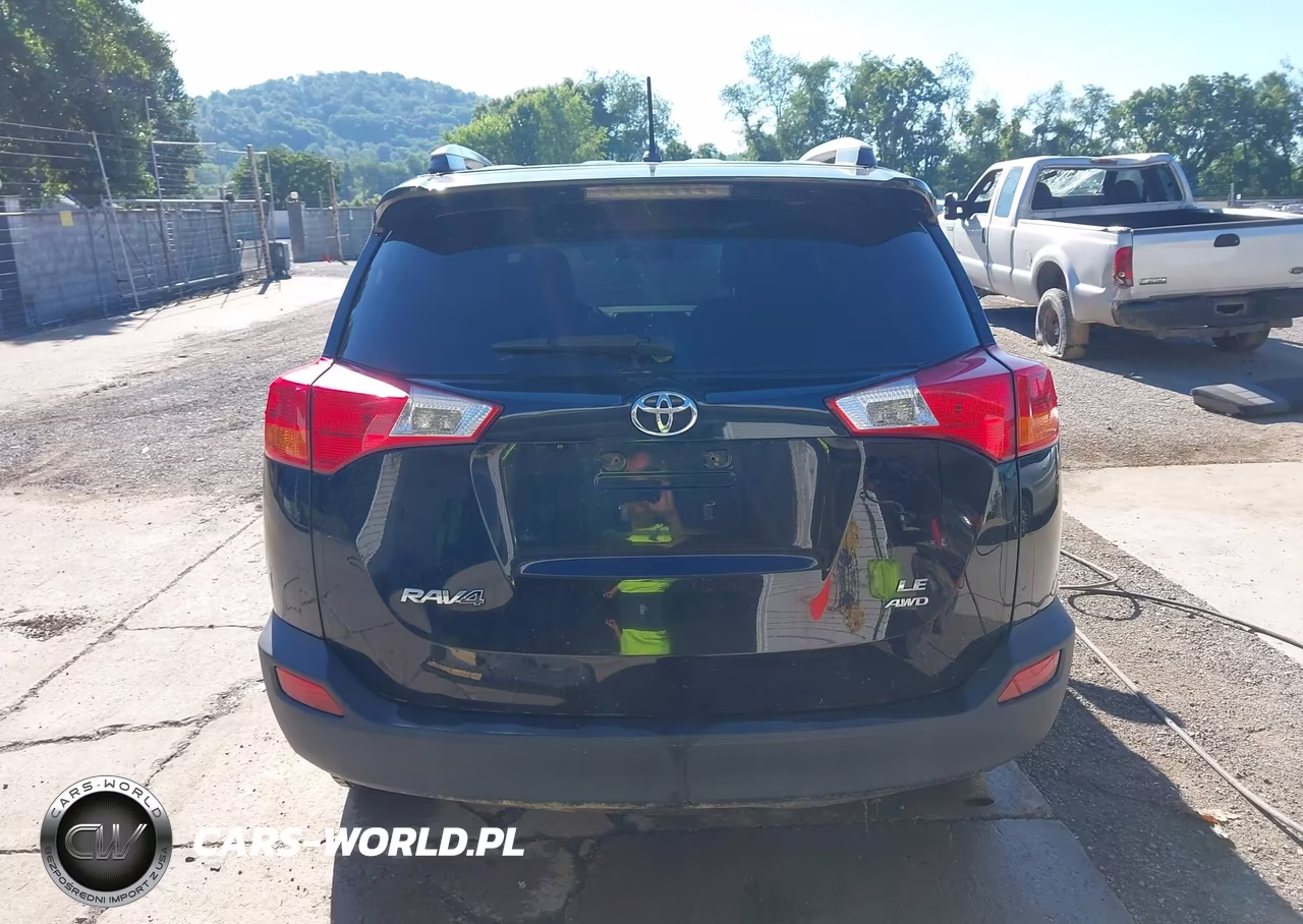 2015 Toyota Rav4 Le VIN:2T3BFREV0FW280930 - 17