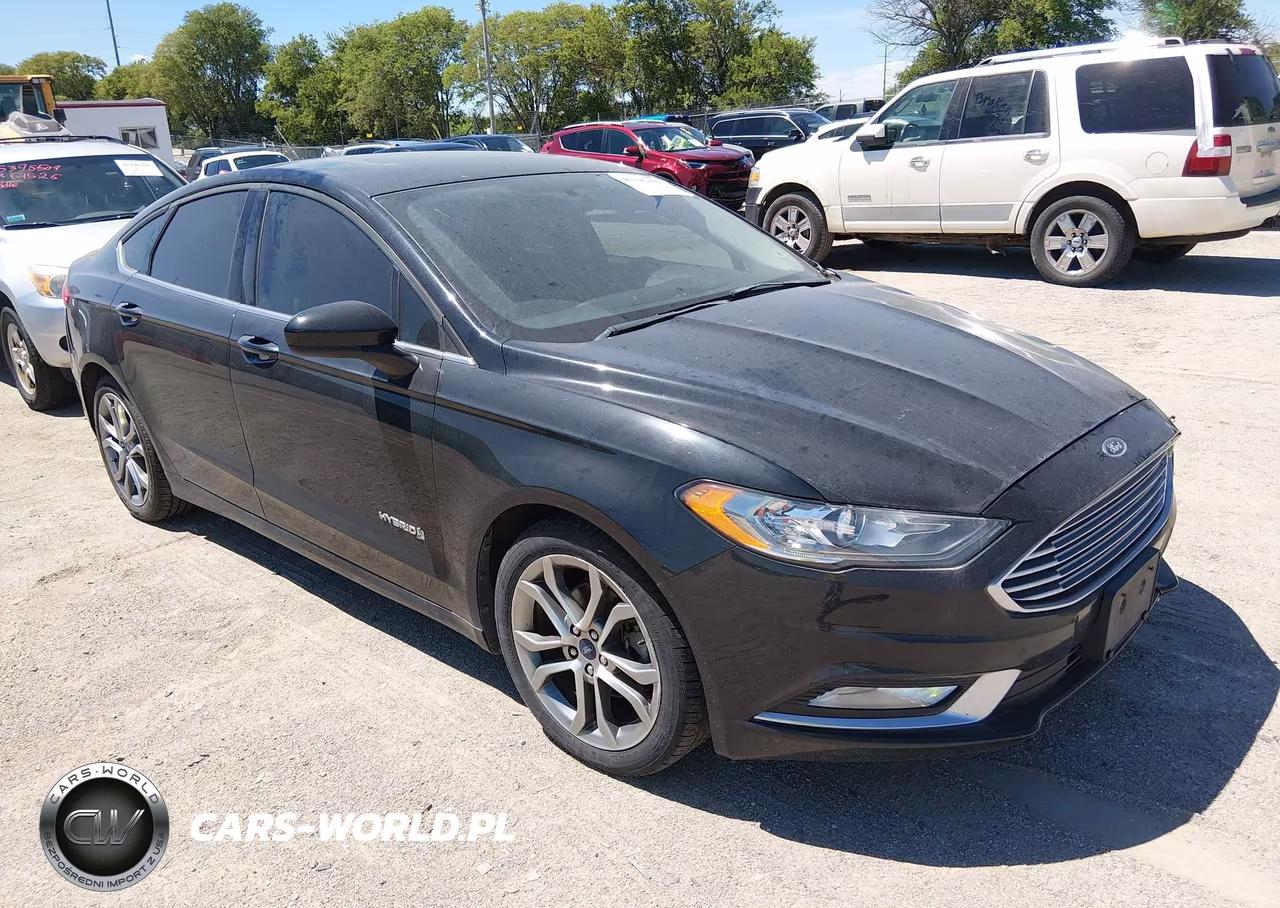 2017 Ford Fusion Hybrid Se – zdjęcie 1 z 18