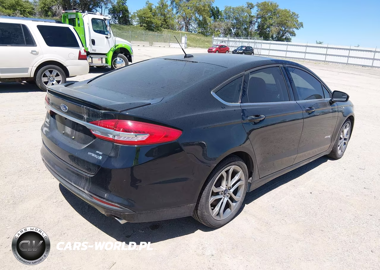2017 Ford Fusion Hybrid Se VIN:3FA6P0LU4HR233756 - 4