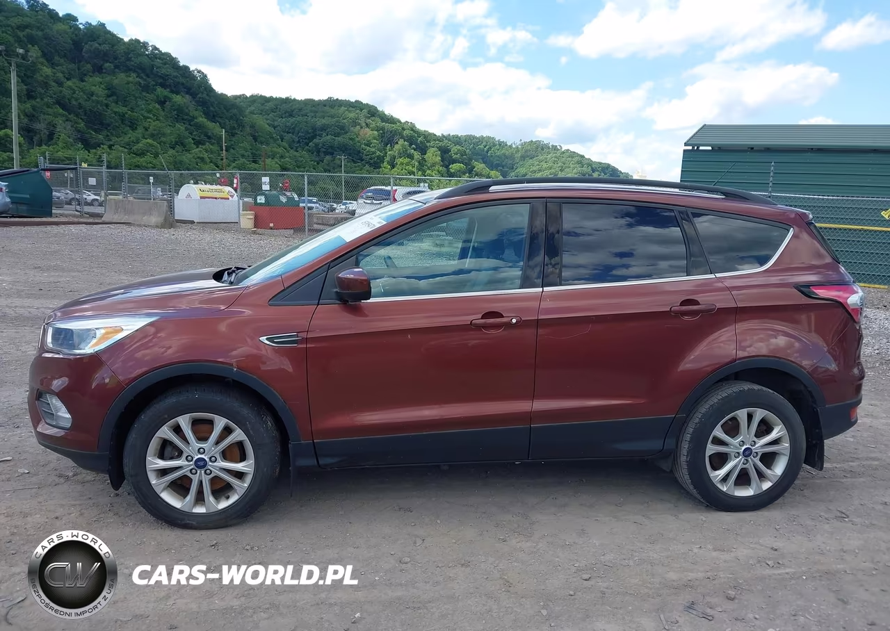 2018 Ford Escape Se VIN:1FMCU9GD1JUC30098 - 14