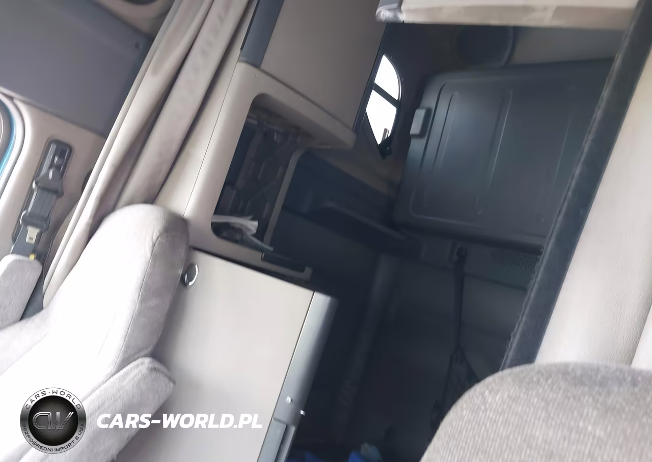 2014 Freightliner Cascadia 125 VIN:3AKJGLD50ESFS5928 - 13