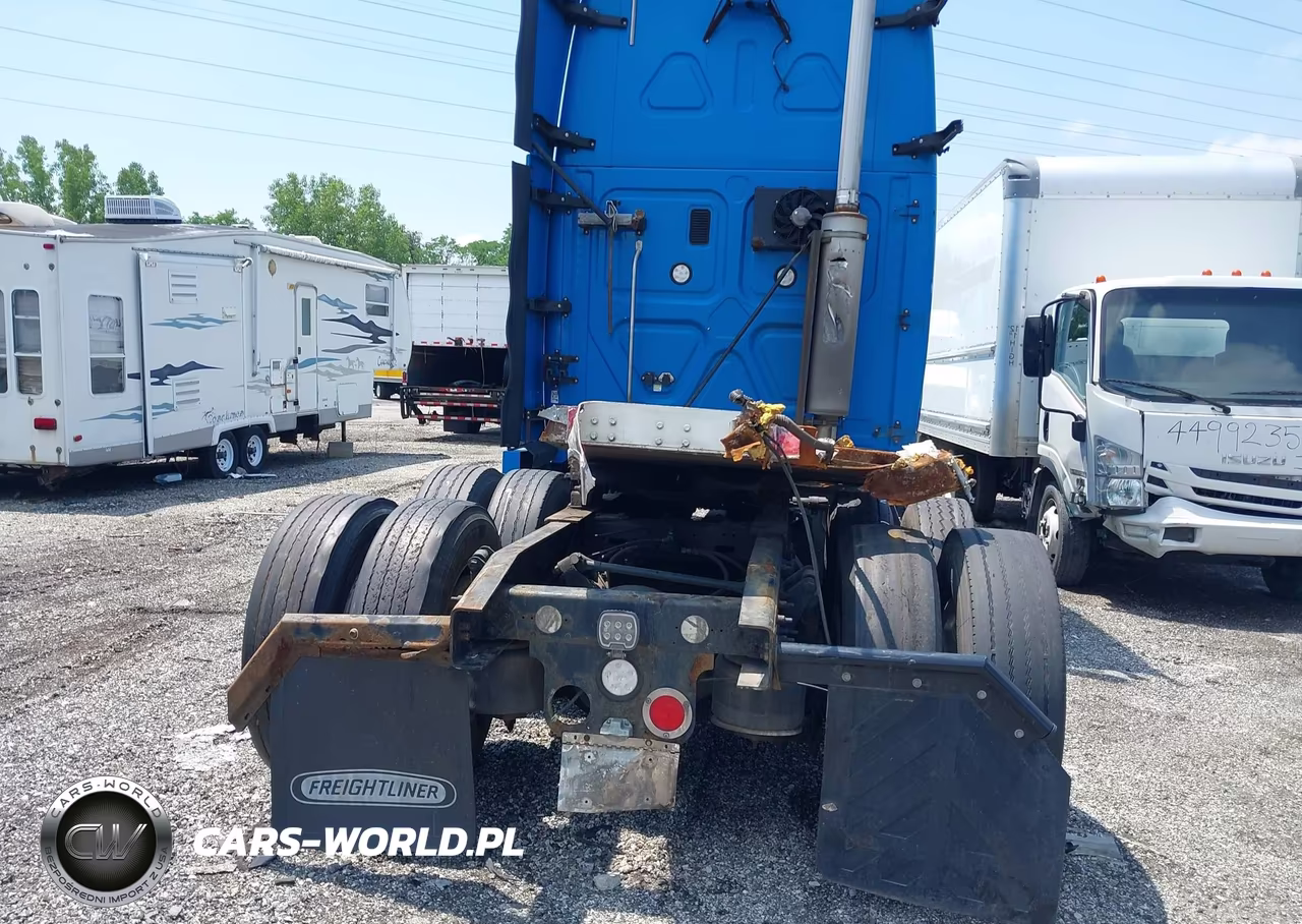 2014 Freightliner Cascadia 125 VIN:3AKJGLD50ESFS5928 - 17