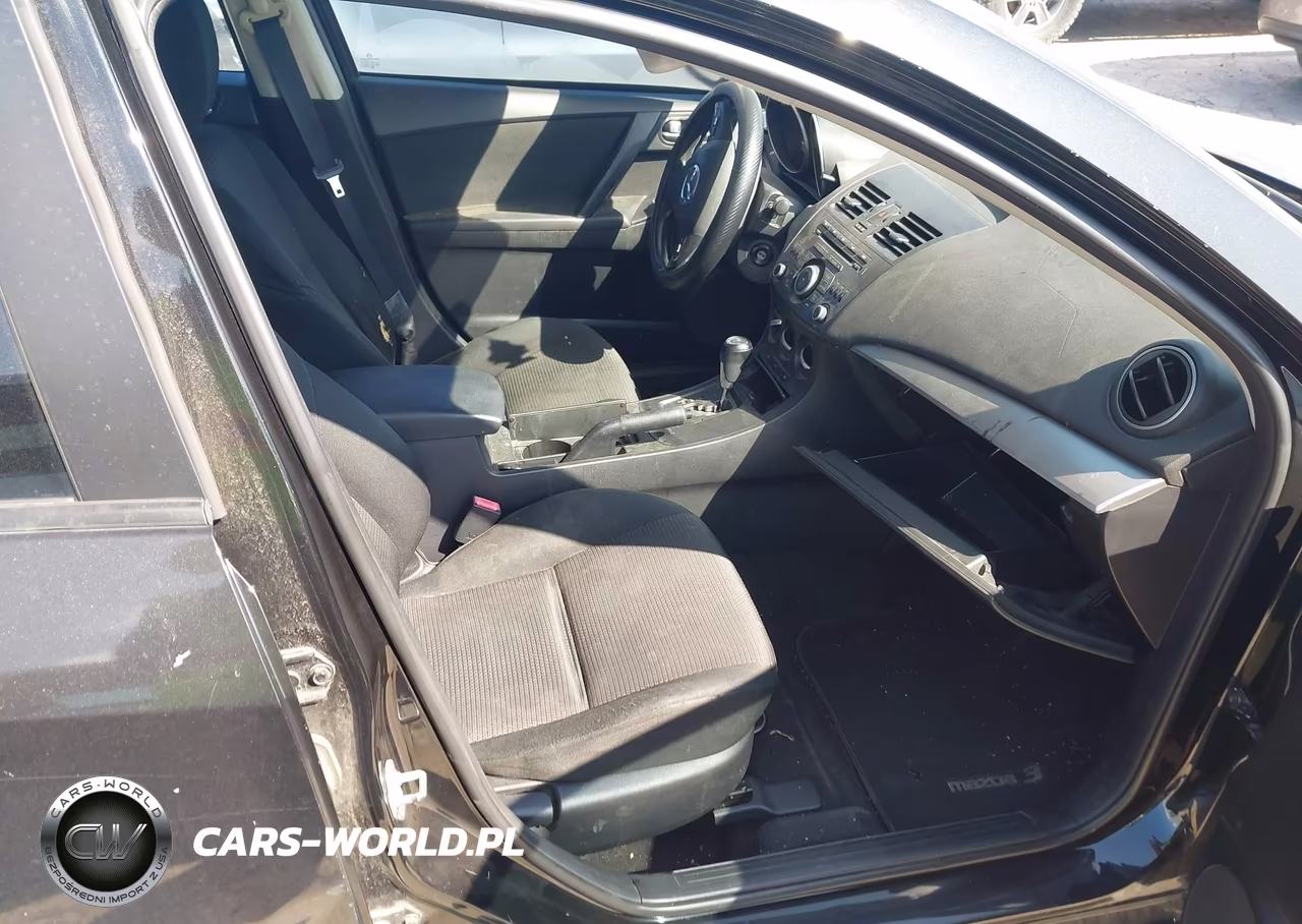 2013 Mazda Mazda3 I Sport VIN:JM1BL1U76D1784570 - 5