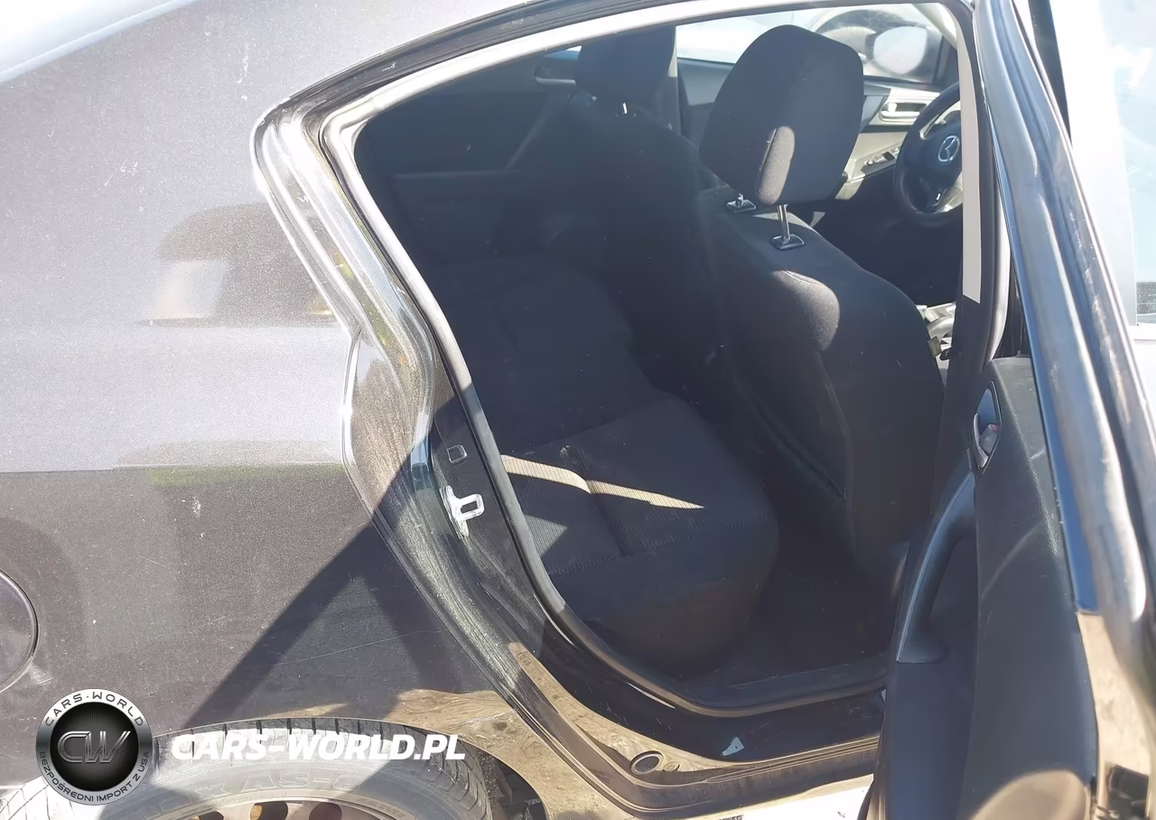 2013 Mazda Mazda3 I Sport VIN:JM1BL1U76D1784570 - 8
