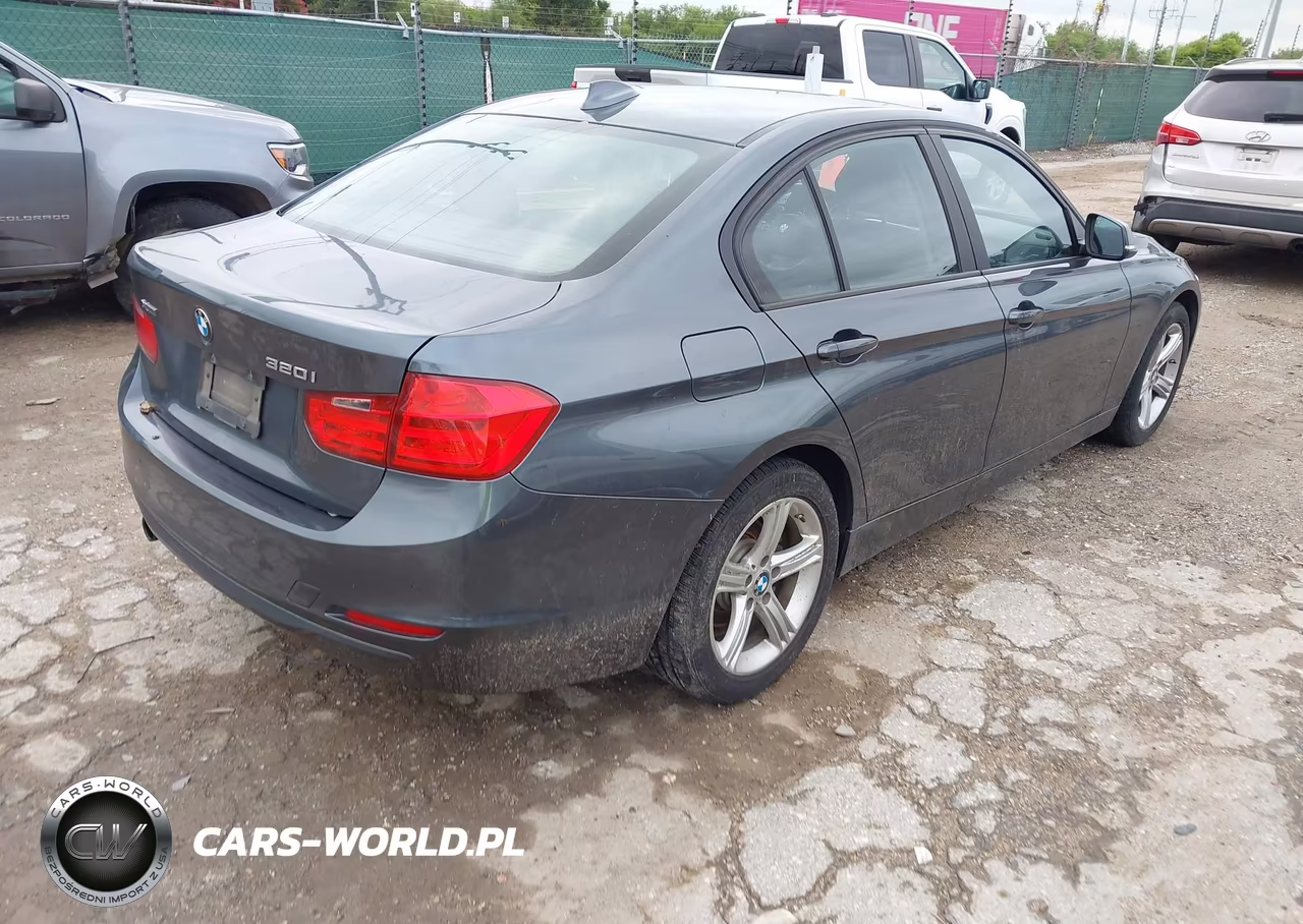 2015 BMW 320I xDrive VIN:WBA3C3G54FNS73801 - 4