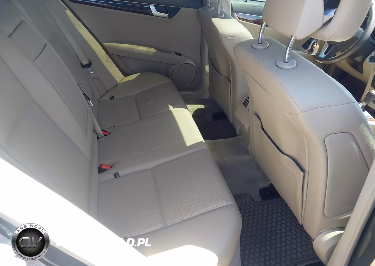 2014 Mercedes-Benz C 300 Sport 4Matic VIN:WDDGF8AB3ER321843 - 8
