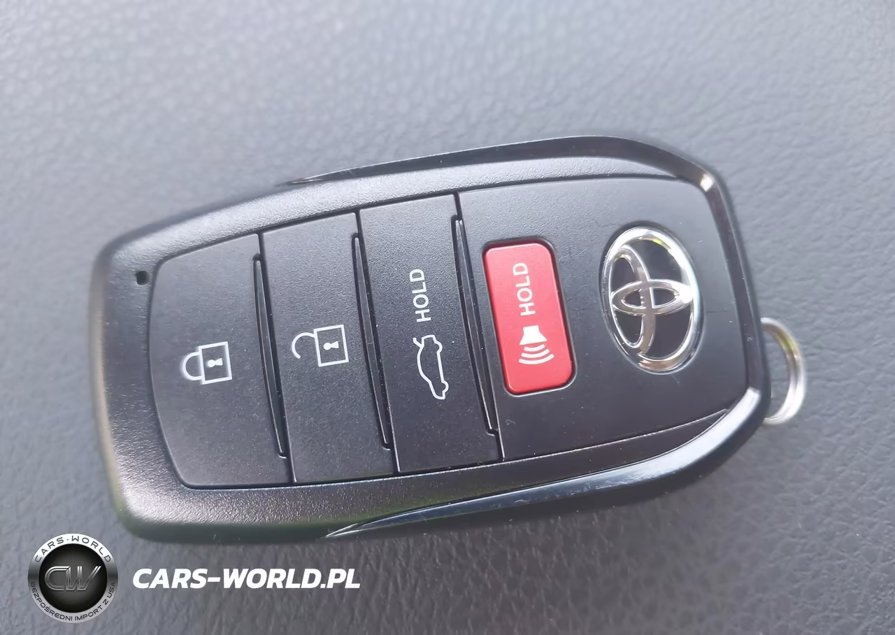 2026 Toyota Camry Se VIN:4T1DAACK6TU693294 - 11