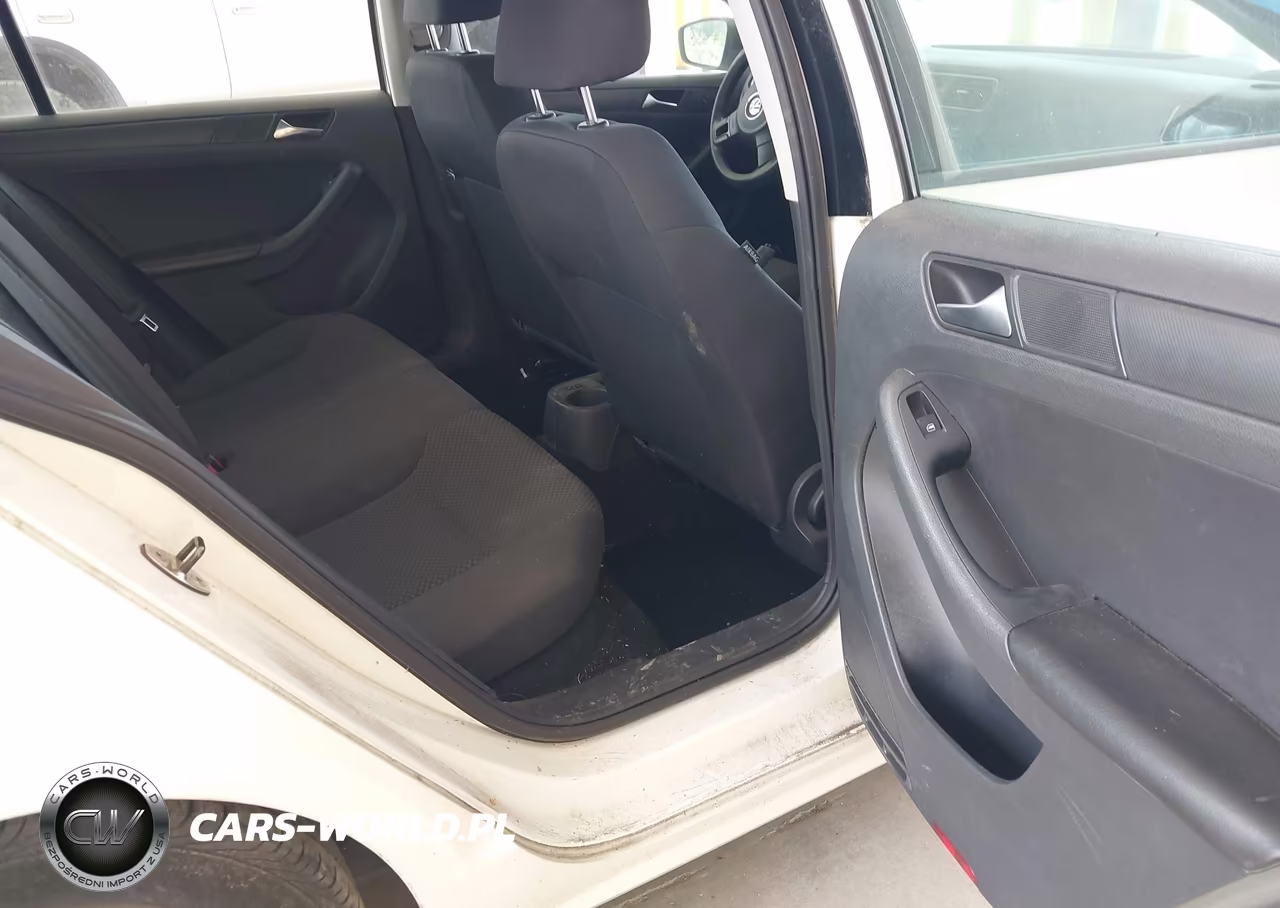2013 Volkswagen Jetta 2.0L S VIN:3VW2K7AJ5DM351568 - 8