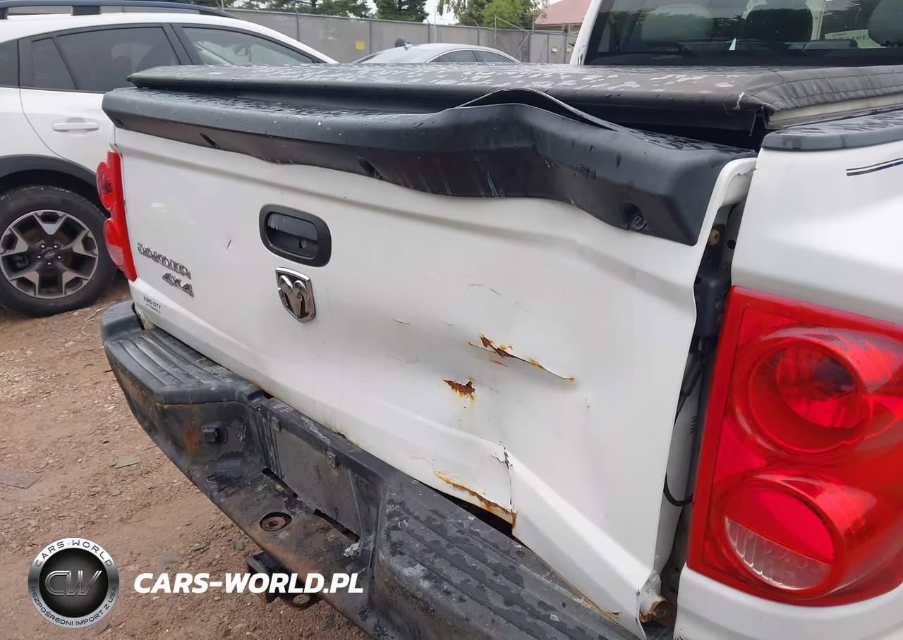 2008 Dodge Dakota Sxt-Bighorn-Lonestar VIN:1D7HW38K18S541329 - 6