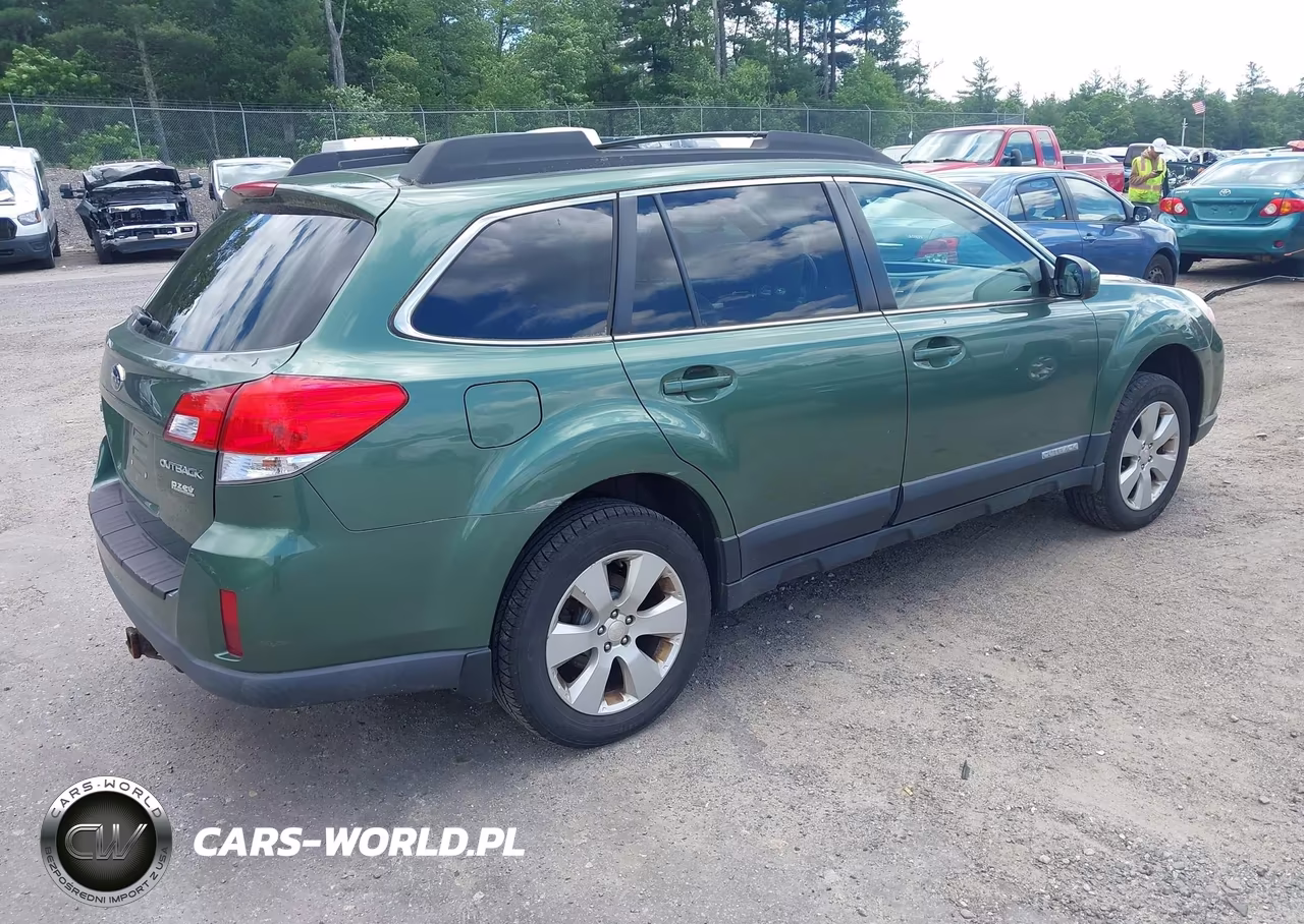2012 Subaru Outback 2.5I Premium VIN:4S4BRBCC5C3255029 - 4