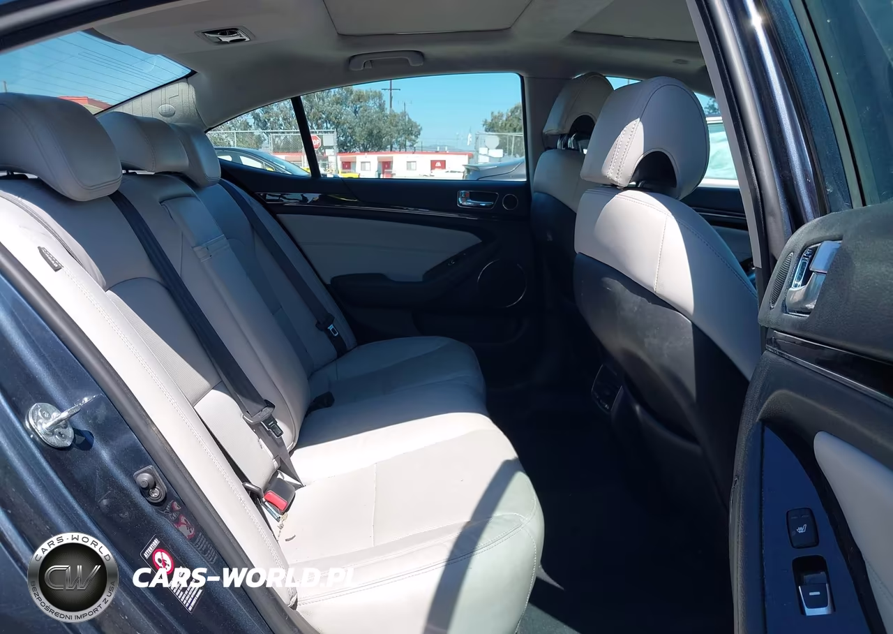 2015 Kia Cadenza Limited VIN:KNALN4D75F5191856 - 8