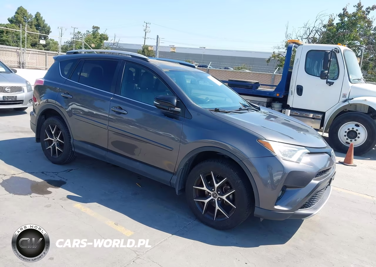 2016 Toyota Rav4 Se – zdjęcie 1 z 16
