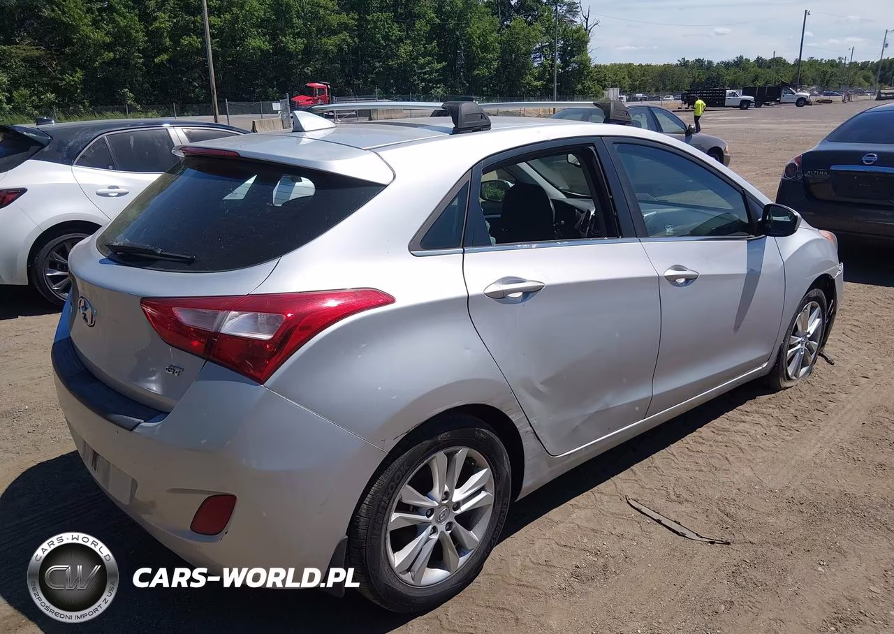 2013 Hyundai Elantra Gt VIN:KMHD35LE2DU092607 - 4