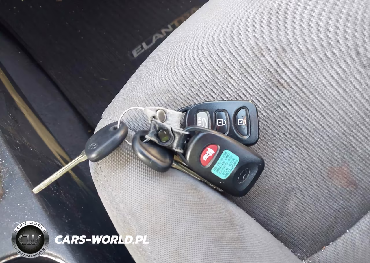 2013 Hyundai Elantra Gls VIN:KMHDH4AE8DU735637 - 11