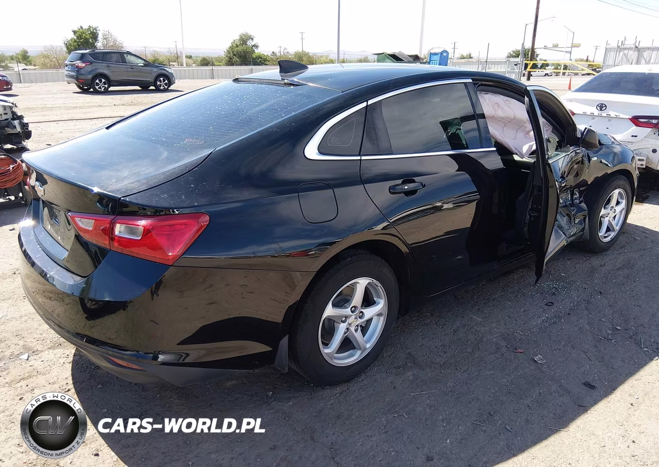 2018 Chevrolet Malibu 1Ls VIN:1G1ZB5ST7JF231913 - 4