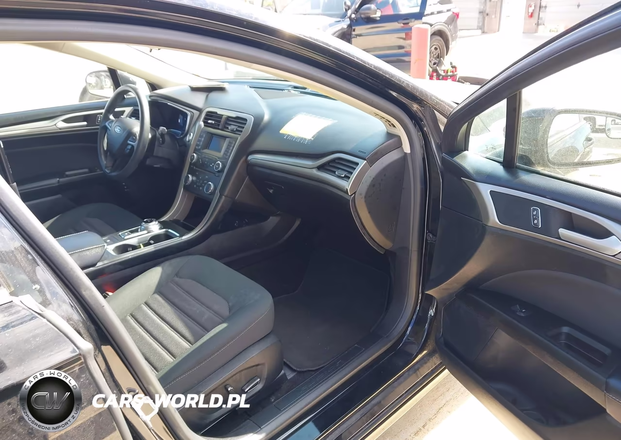 2018 Ford Fusion Hybrid Se VIN:3FA6P0LU2JR258077 - 5
