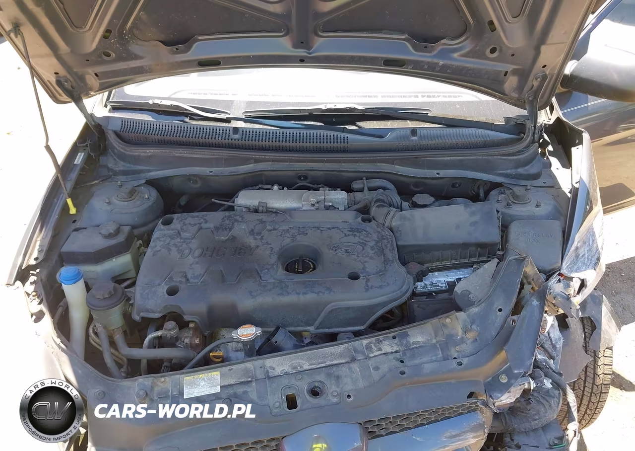 2008 Hyundai Accent Gs VIN:KMHCM36C68U084894 - 10
