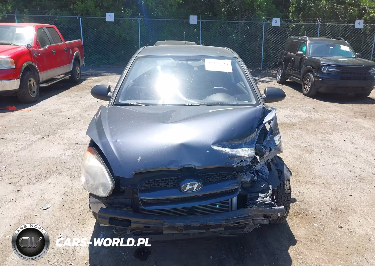 2008 Hyundai Accent Gs VIN:KMHCM36C68U084894 - 12