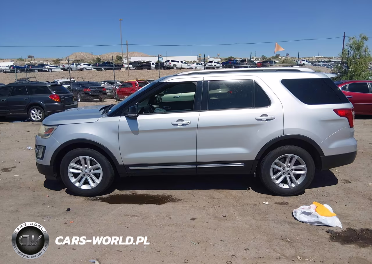 2017 Ford Explorer Xlt VIN:1FM5K7D84HGD56023 - 14