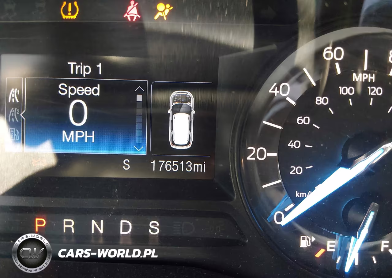 2017 Ford Explorer Xlt VIN:1FM5K7D84HGD56023 - 15